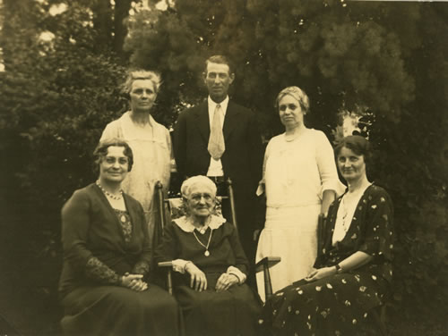 Evelyn Forrest's Family